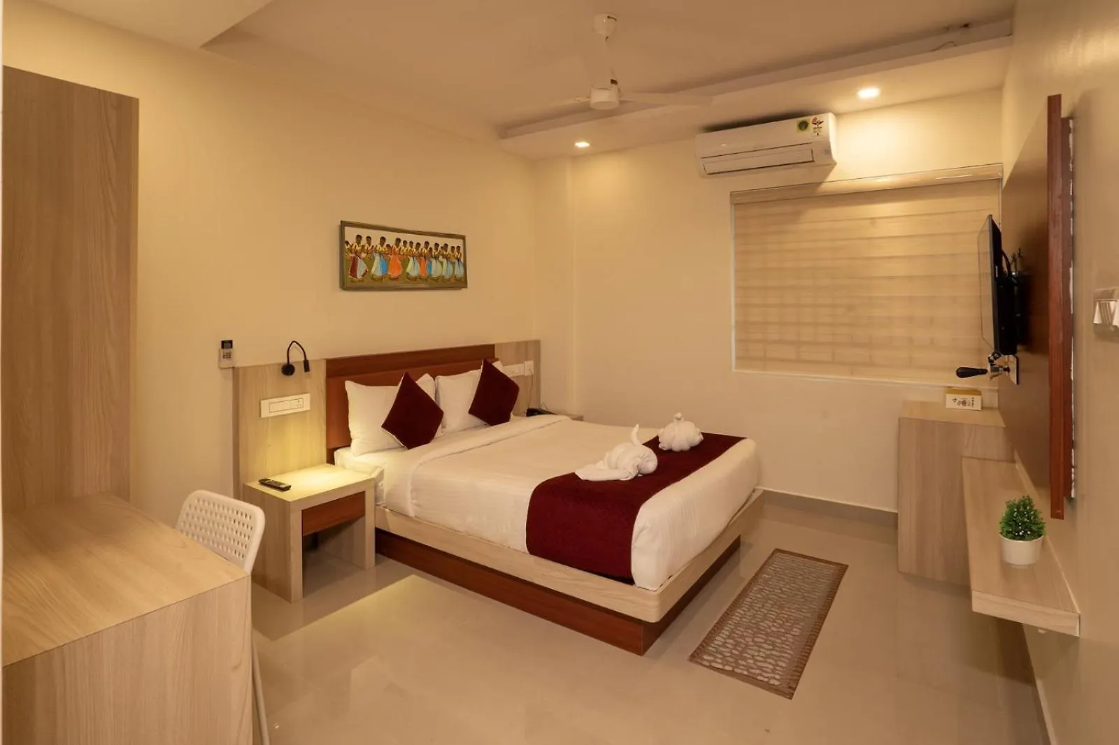 Br Residency Hotel Thrissur India