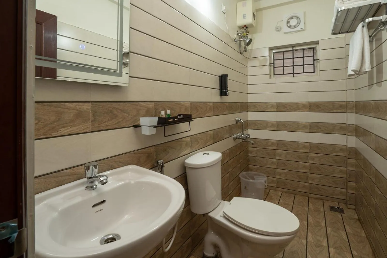 Br Residency Hotel Thrissur