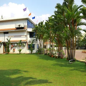 4* Hotel Krishna Holiday Village