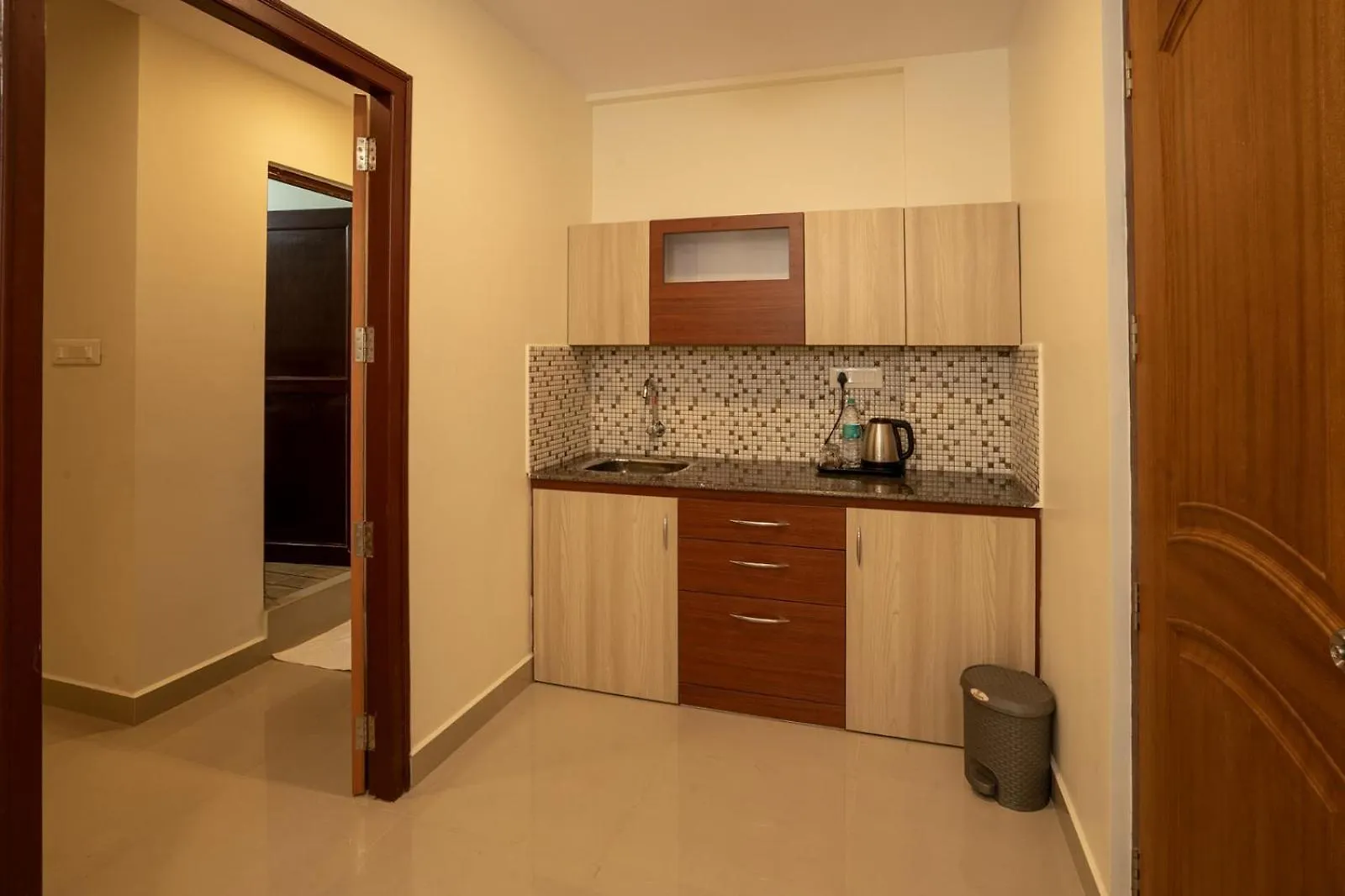 Br Residency Hotel Thrissur